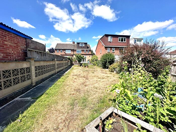 4 Bedroom House To Rent In Meadow View Road, Kennington, Oxford, OX1