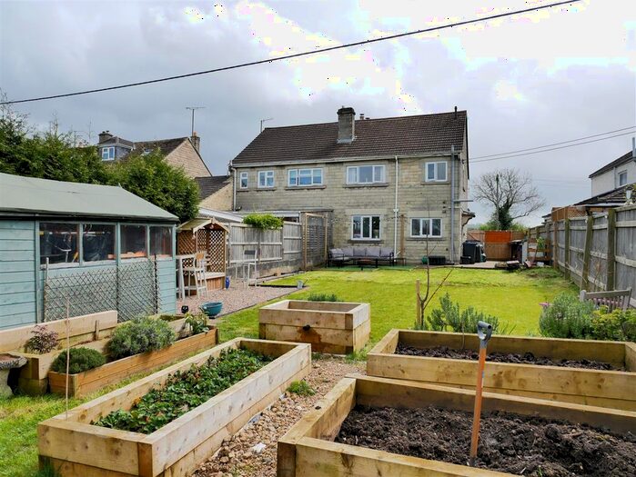 3 Bedroom Semi-Detached House For Sale In The Crescent, Calne, SN11