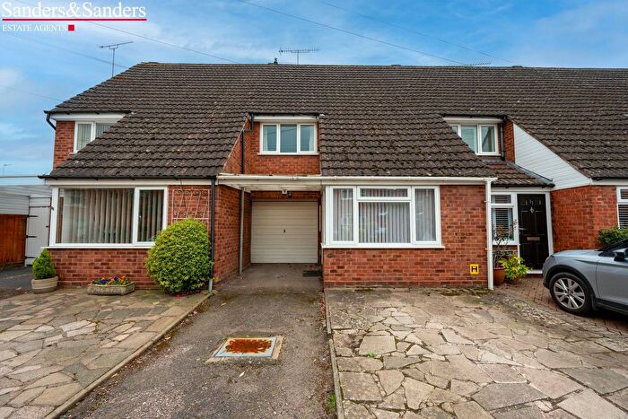 2 Bedroom Terraced House For Sale In Birch Abbey, Alcester, B49