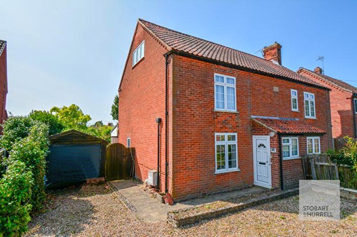 3 Bedroom Semi-Detached House For Sale In Norwich Road, Horning, Norfolk, NR12