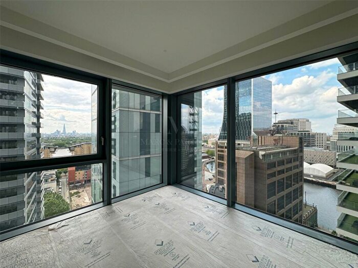 2 Bedroom Apartment To Rent In Aspen, Canary Wharf, London, E14