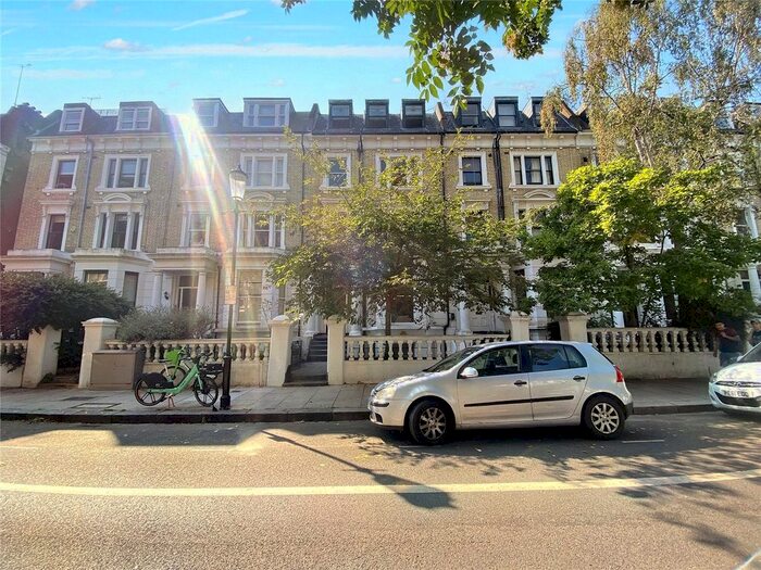 2 Bedroom Flat To Rent In Elsham Road, London, W14