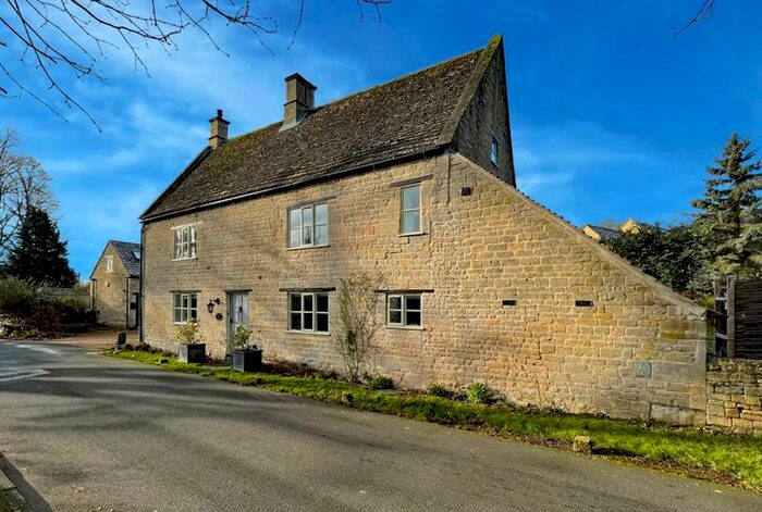 3 Bedroom Cottage For Sale In West Street, Clipsham, Rutland, LE15