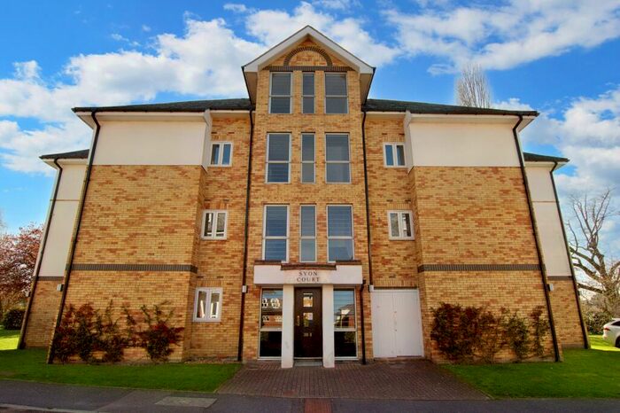 1 Bedroom Flat To Rent In Park View Close, St Albans, AL1