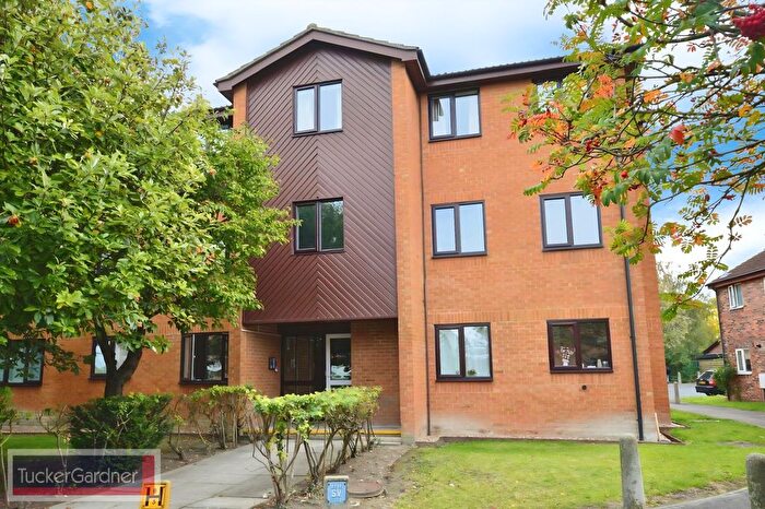 1 Bedroom Flat To Rent In Speedwell Close, Cambridge, CB1