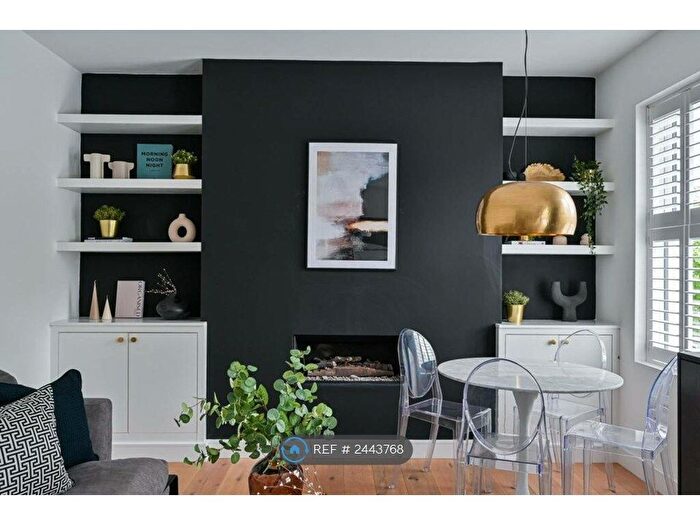 2 Bedroom Maisonette To Rent In Brockley Road, London, SE4