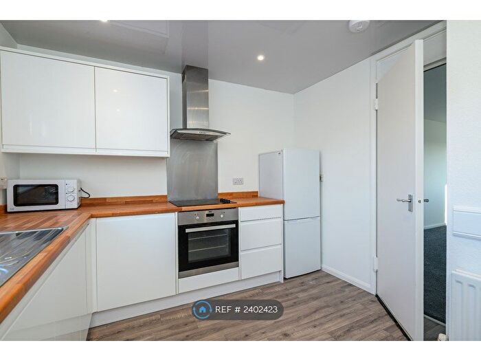 1 Bedroom Flat To Rent In Cotton Road, Dundee, DD3