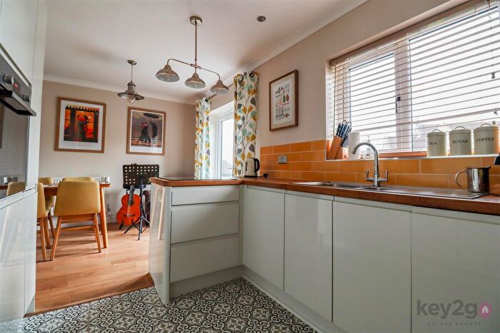 3 Bedroom Detached Bungalow For Sale In Fairmount Gardens, Sheffield, S12