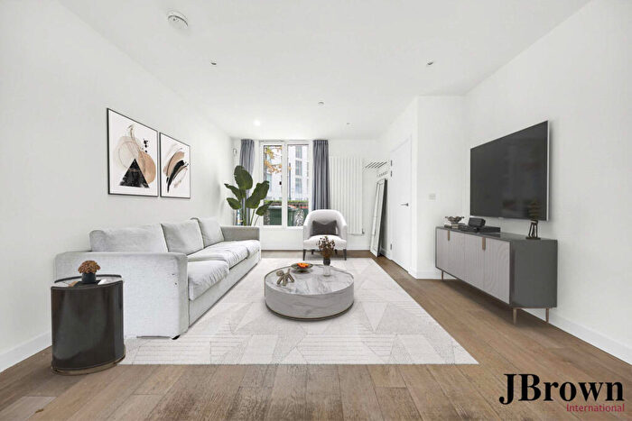 4 Bedroom Terraced House For Sale In Admiralty Avenue, London, E16