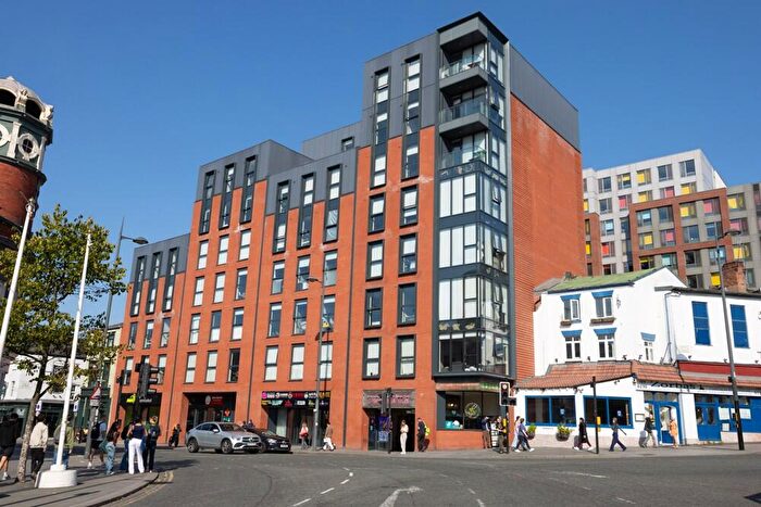 2 Bedroom Apartment For Sale In Fully Managed Liverpool Apartment, City Centre, L1
