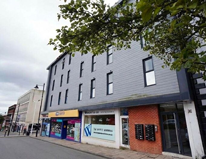 1 Bedroom Flat For Sale In Micklegate House, Pontefract, WF8
