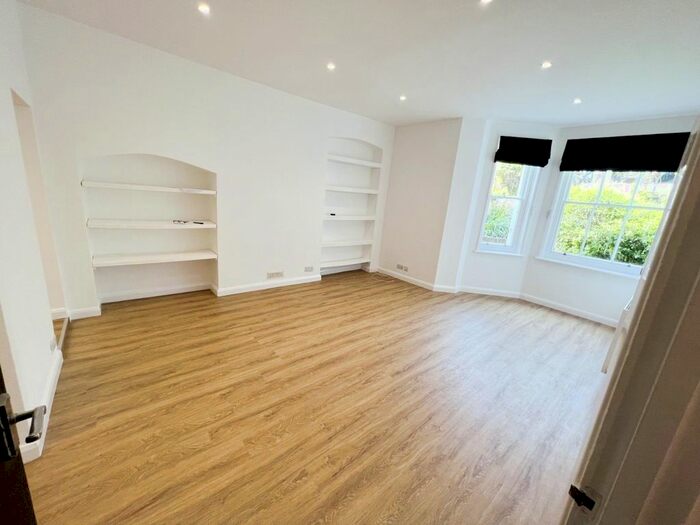 1 Bedroom Flat To Rent In - Albany Villas, Hove, East Sussex, BN3