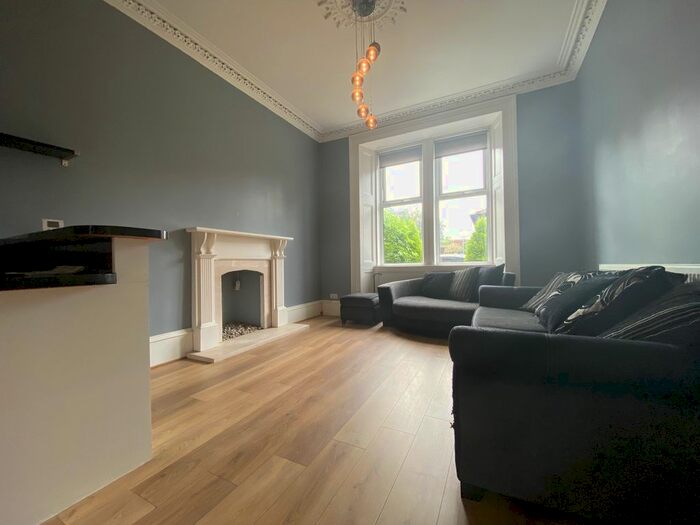 2 Bedroom Flat To Rent In Roslea Drive, Glasgow, G31