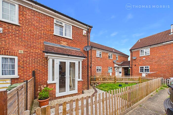 2 Bedroom House For Sale In Rydal Crescent, Biggleswade, Bedfordshire, SG18