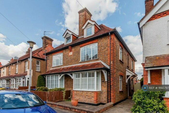 3 Bedroom Semi-Detached House To Rent In Horseshoe Crescent, Beaconsfield, HP9