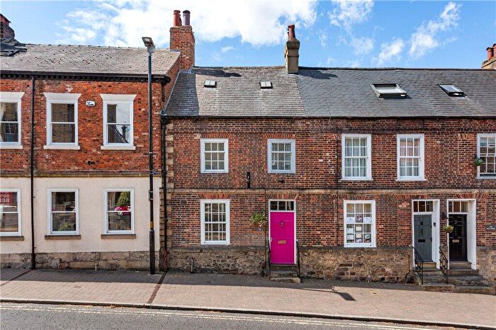 2 Bedroom Terraced House For Sale In High Street, Knaresborough, HG5