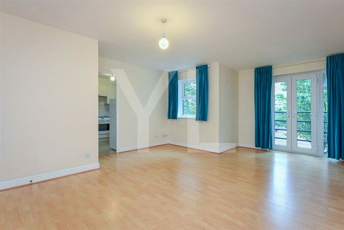 2 Bedroom Flat To Rent In Corbidge Court, Glaisher Street, Greenwich, SE8