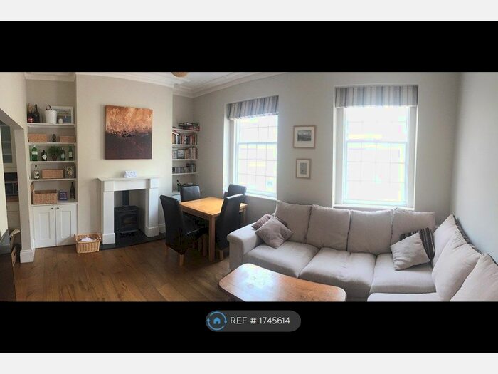 3 Bedroom Maisonette To Rent In Melbourne Street, Exeter, EX2