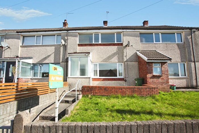 2 Bedroom Semi Detached House For Sale In Common Approach, Beddau, Pontypridd, CF38