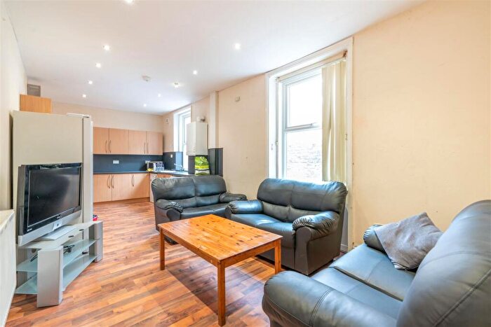 6 Bedroom Terraced House To Rent In £pppw - Cavendish Place, Jesmond, NE2