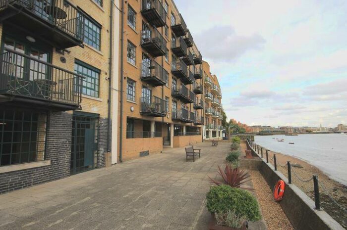 1 Bedroom Flat To Rent In Merchant Court, Wapping, E1W