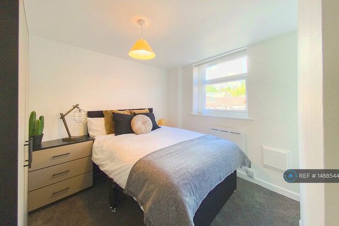 1 Bedroom Flat To Rent In Market Street, Stalybridge, SK15