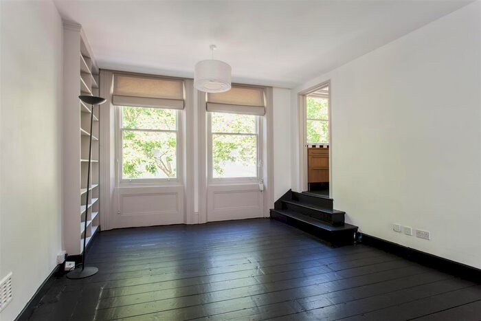 2 Bedroom Flat To Rent In Old Brompton Road, London, SW5