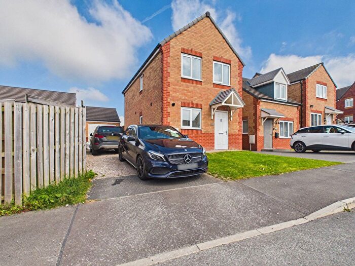 3 Bedroom Semi-Detached House For Sale In Luddington Drive, Skelmersdale, WN8