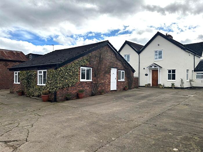2 Bedroom Detached Bungalow To Rent In Musley Lane, Overton, Wrexham, LL13