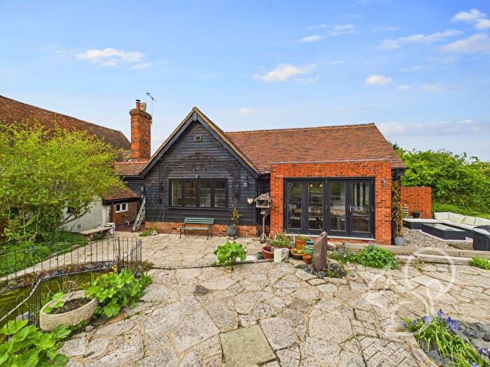 3 Bedroom Cottage For Sale In The Street, Latchingdon, CM3