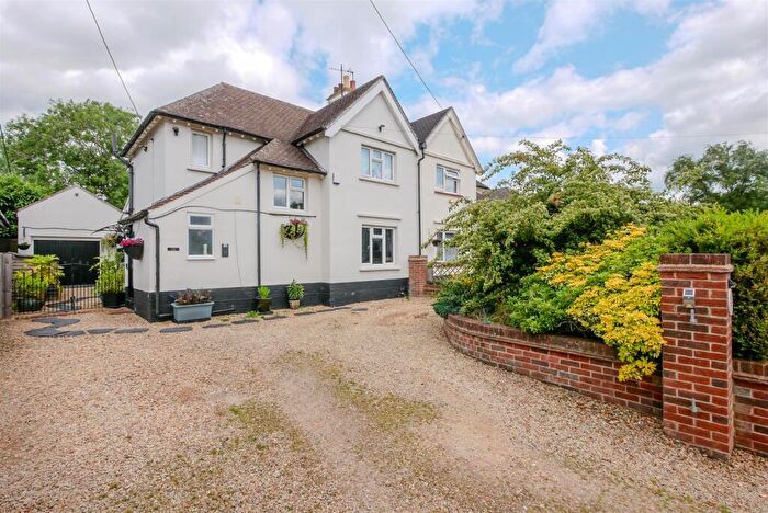 3 Bedroom Semi-Detached House For Sale In Ford Lane, Drayton St Leonard, OX10