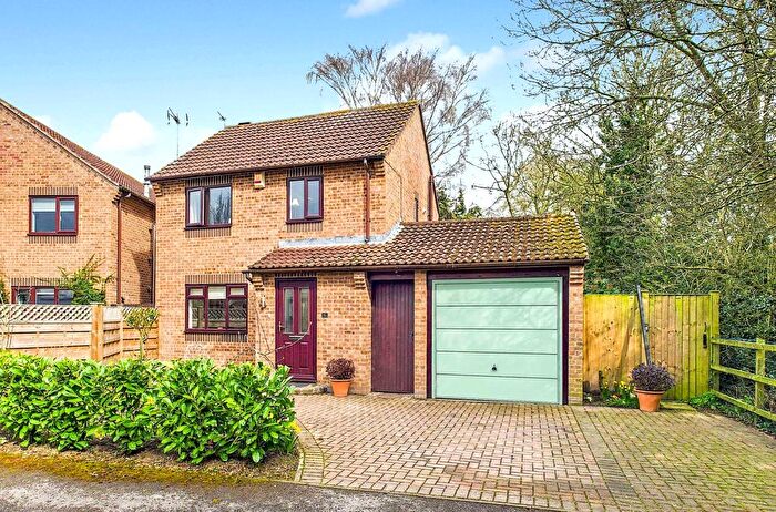 3 Bedroom Detached House For Sale In Beckside, Elvington, York, North Yorkshire, YO41