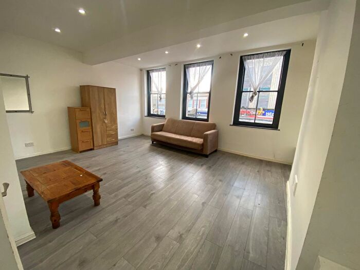 Studio To Rent In Fore Street, Edmonton, N18