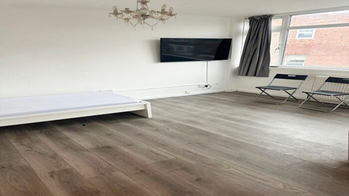 1 Bedroom Flat To Rent In Quex Road, London, NW6