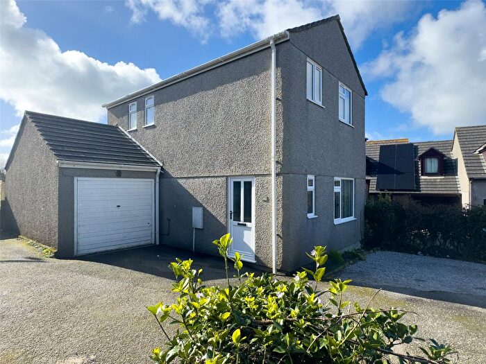 3 Bedroom Semi-Detached House For Sale In Collygree Parc, Goldsithney, TR20