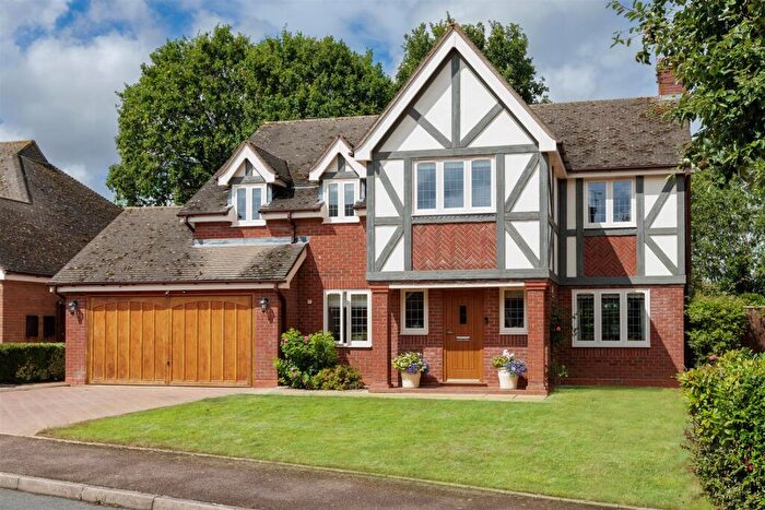 5 Bedroom House For Sale In Fairhurst Drive, Leamington Spa, CV32