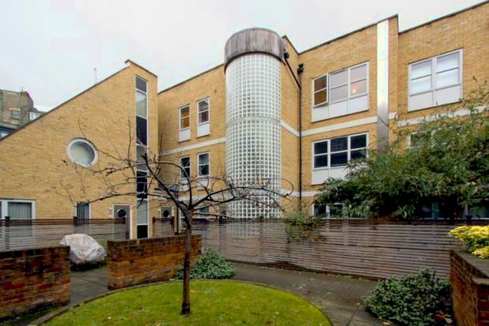 2 Bedroom Flat To Rent In Elizabeth Mews, Kay Street, London, E2
