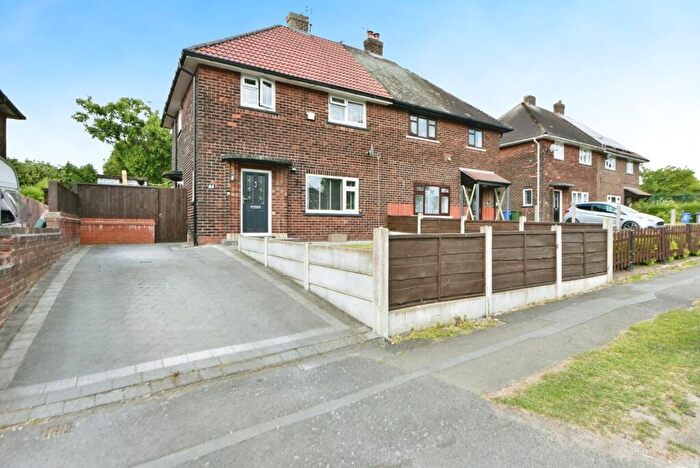 3 Bedroom Semi-Detached House For Sale In Bradley Green Road, Hyde, Greater Manchester, SK14