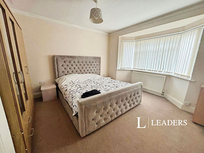 2 Bedroom Flat To Rent In Downview Road, Worthing, BN11