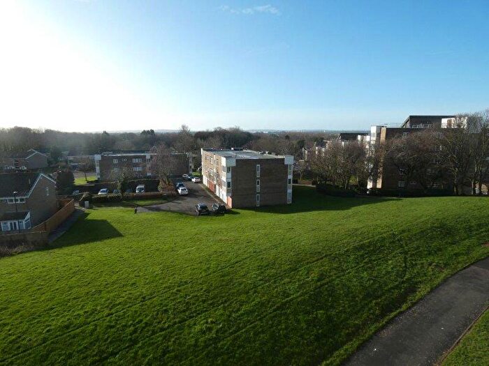 2 Bedroom Flat To Rent In Regency Apartments, Killingworth, NE12