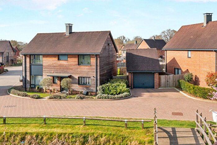 3 Bedroom Detached House For Sale In Dunsfold, Godalming, Surrey, GU8