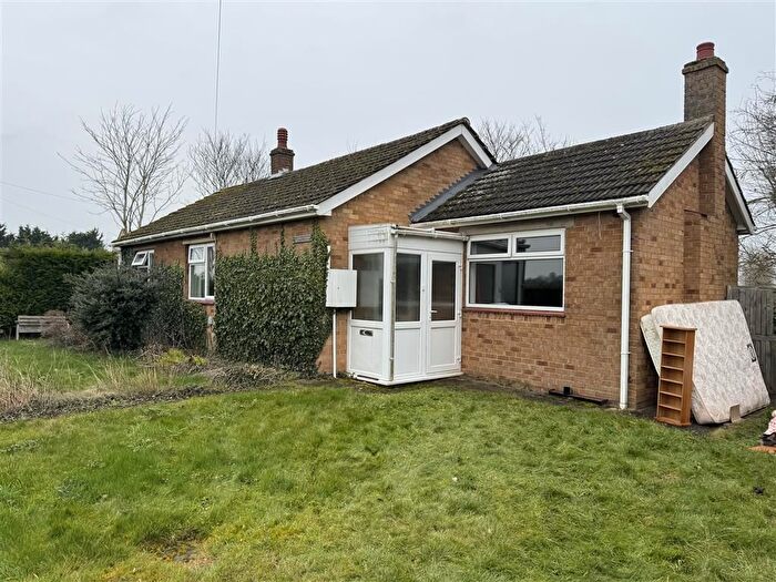 2 Bedroom Semi-Detached Bungalow For Sale In Fendyke Lane, Gorefield, Wisbech, PE13