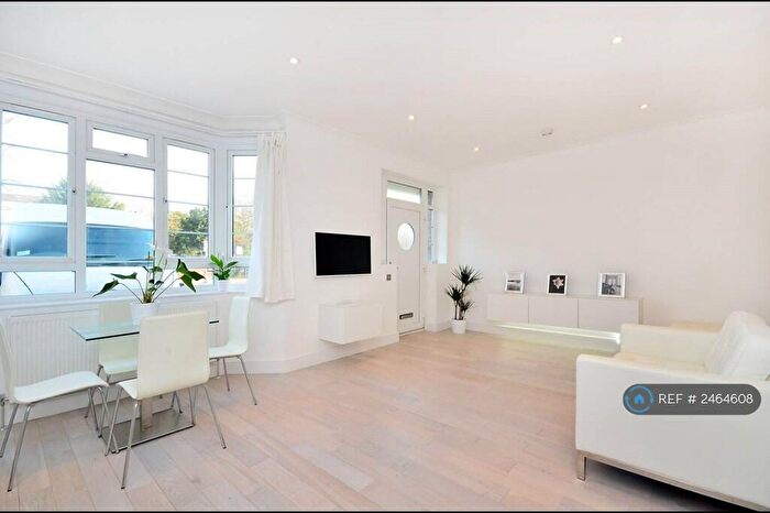 1 Bedroom Flat To Rent In Morden, London, SM4