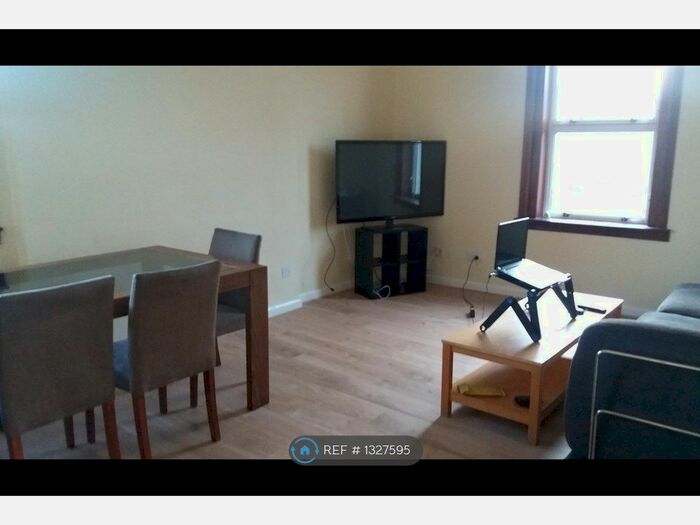 3 Bedroom Flat To Rent In Loaning Crescent, Edinburgh EH7