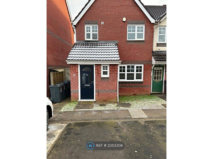 3 Bedroom End Of Terrace House To Rent In Westwood Drive, Rednal, Birmingham, B45