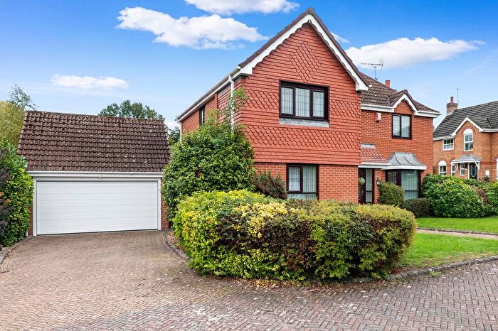 4 Bedroom Detached House For Sale In Balmoral Close, Fernhill Heath, Worcester., WR3