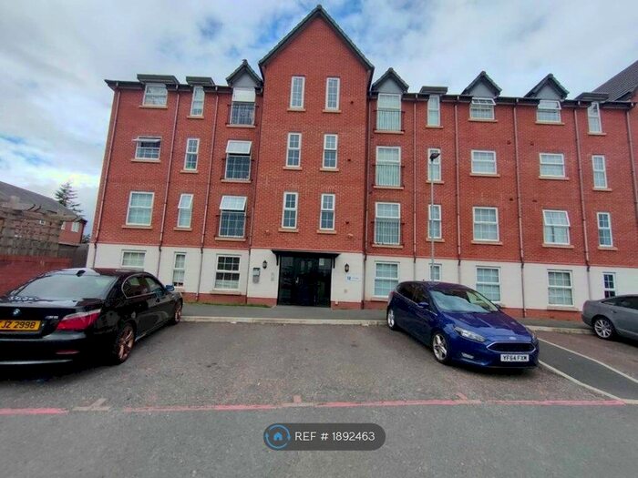 2 Bedroom Flat To Rent In Llys Nantgarw, Wrexham, LL13