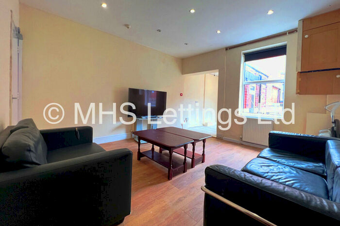 5 Bedroom Terraced House To Rent In Lucas Street, Leeds, LS6