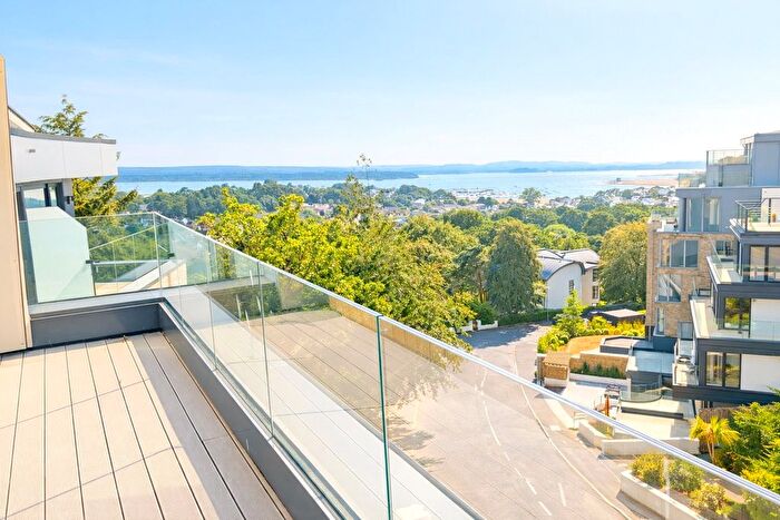 3 Bedroom Flat For Sale In Highmoor Road, Poole, Dorset, BH14