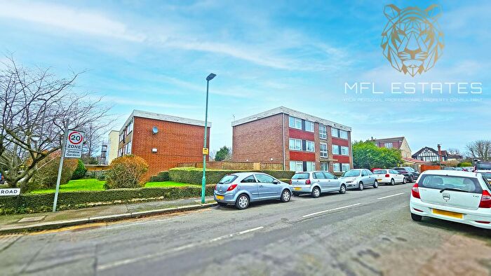 2 Bedroom Flat To Rent In Avenue Road, Wallington, SM6
